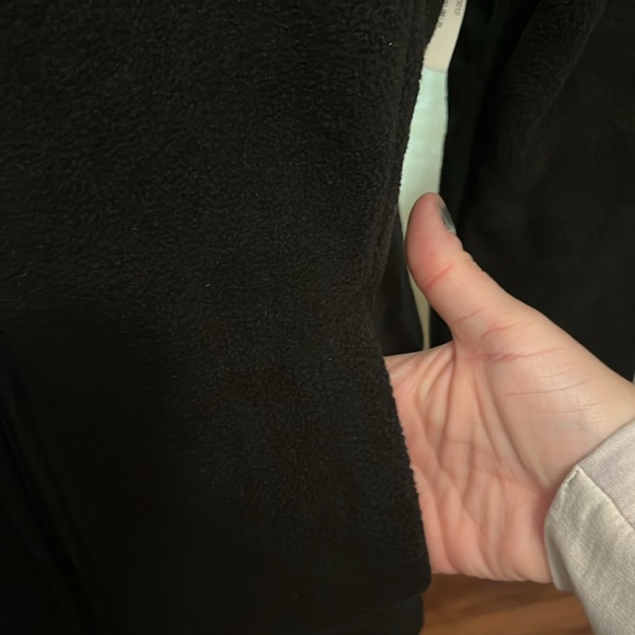 Amazon Essentials Black Fleece Zip Up Jacket Women’s Small - Picture 4 of 16